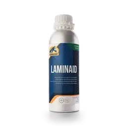 LAMINAID bottle by Cavalor for comprehensive horse hoof care, supports treatment of hoof problems in horses and camels.