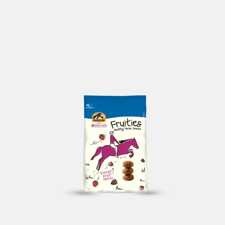 Fruities berry-flavored horse treats in a colorful package featuring a pink horse graphic, ideal for training, digestion, and multivitamin support.