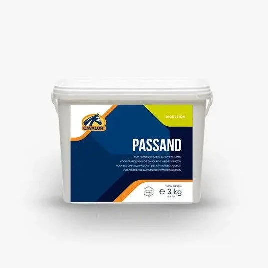 Cavalor PASSAND 3kg equine supplement for horse digestion and gut health, ideal for sandy pasture grazing horses.